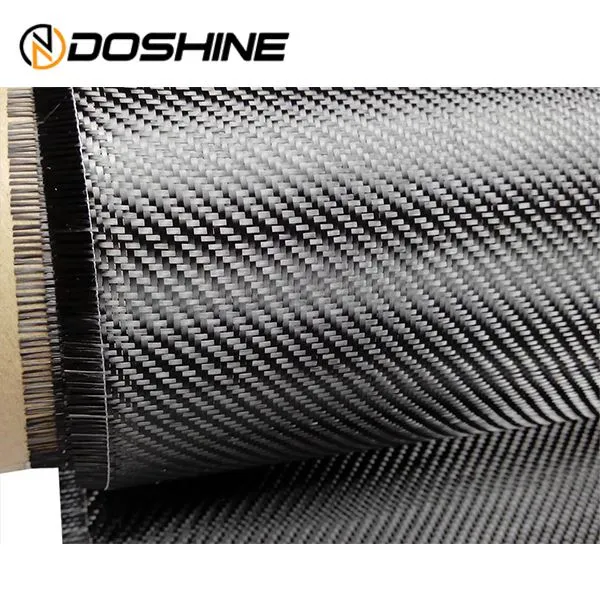 Рулон тканини з вуглецевого волокна
